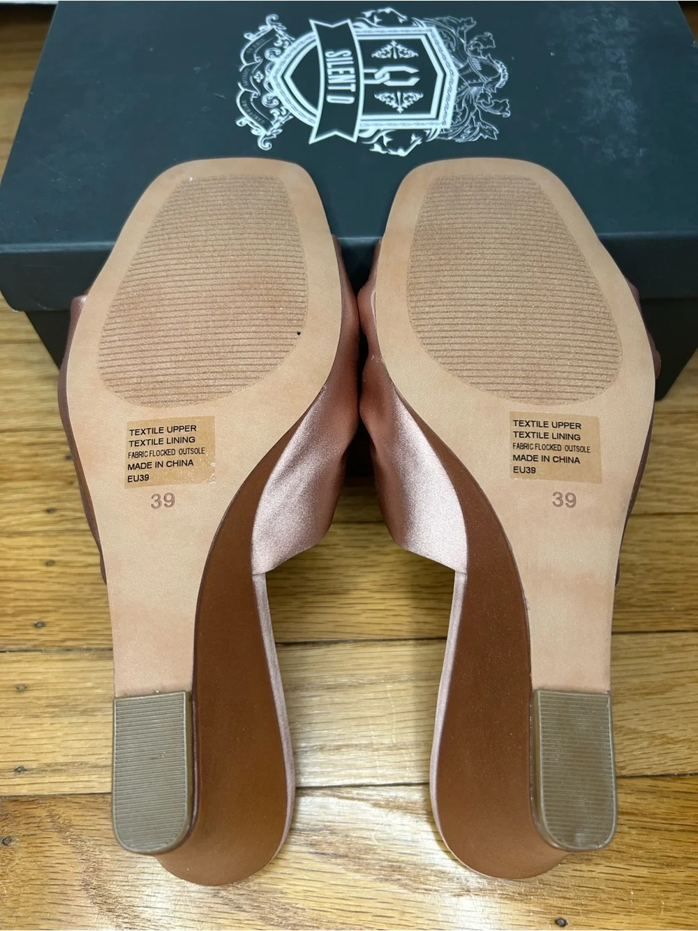 Anthropologie Silent D Katia Wedges Satin